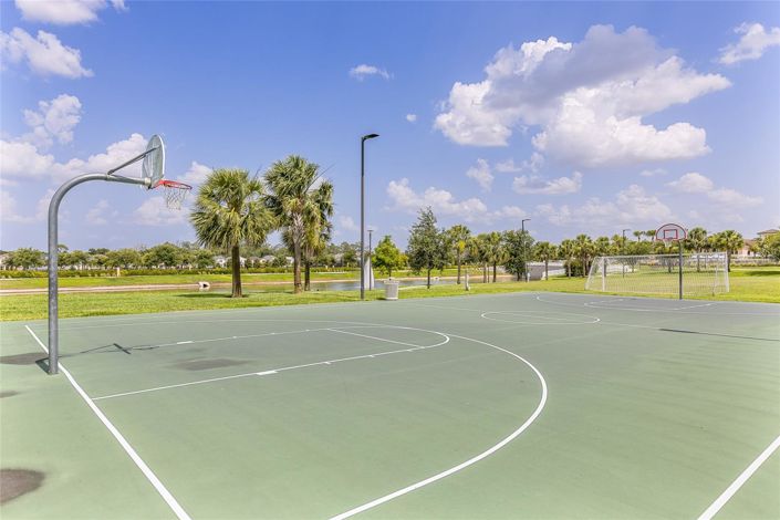 Image No.52-7 Bed House for sale