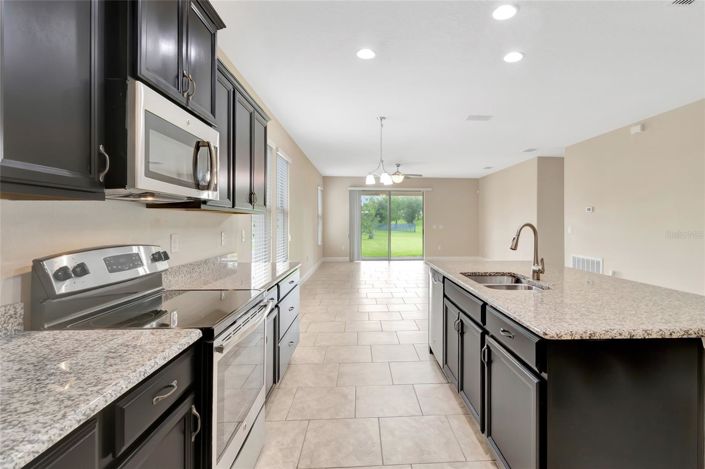 Image No.11-4 Bed House for sale