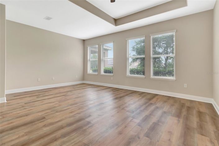 Image No.16-4 Bed House for sale