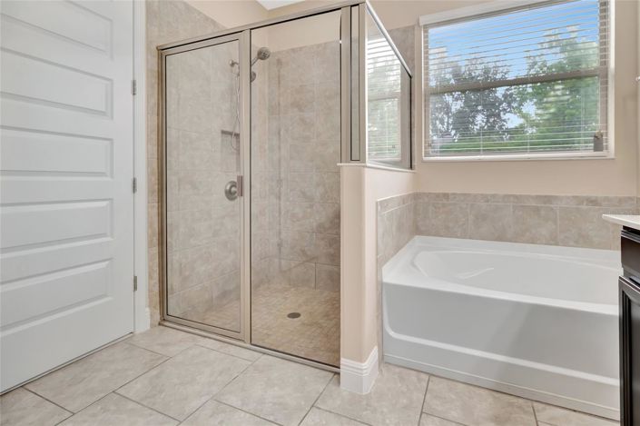 Image No.20-4 Bed House for sale