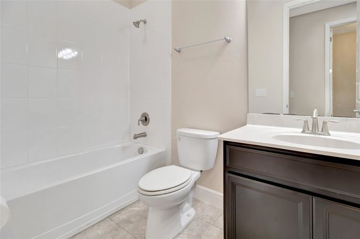 Image No.27-4 Bed House for sale