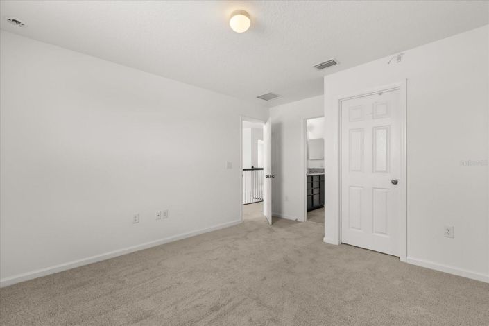 Image No.19-4 Bed House for sale