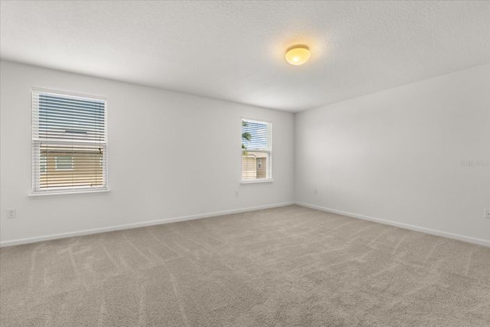 Image No.20-4 Bed House for sale