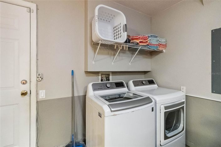 Image No.25-5 Bed House for sale