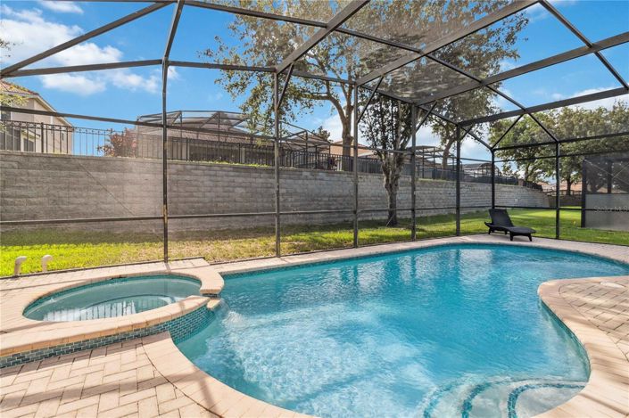 Image No.44-5 Bed House for sale