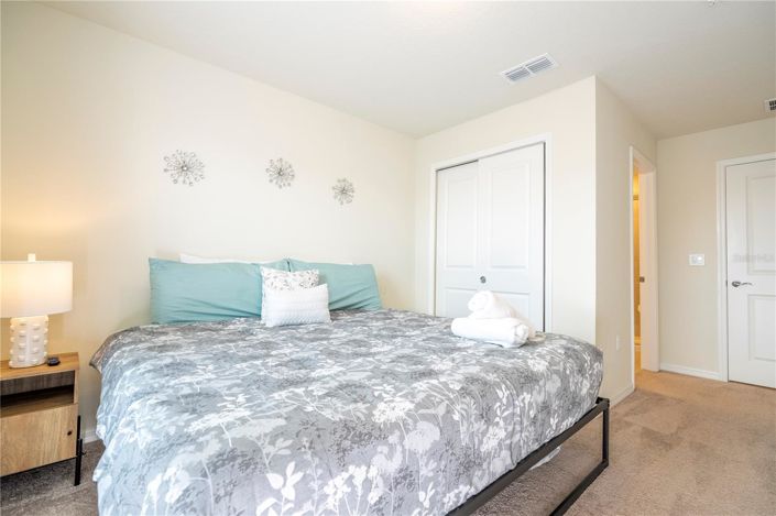 Image No.64-5 Bed Townhouse for sale