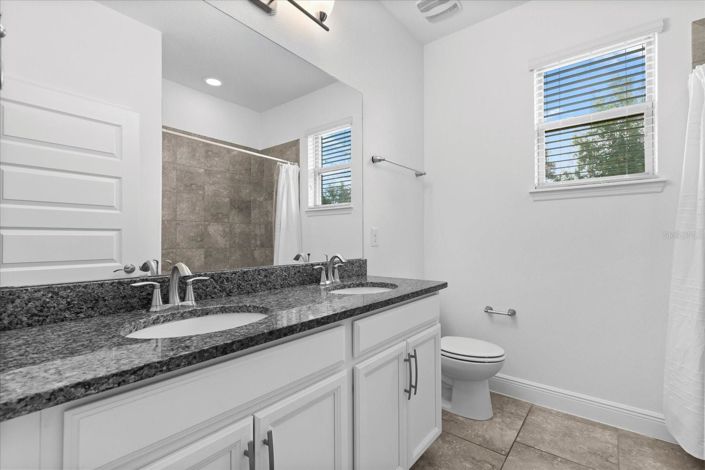 Image No.23-4 Bed House for sale