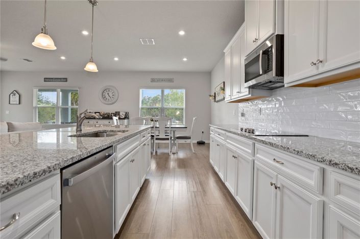 Image No.13-5 Bed House for sale