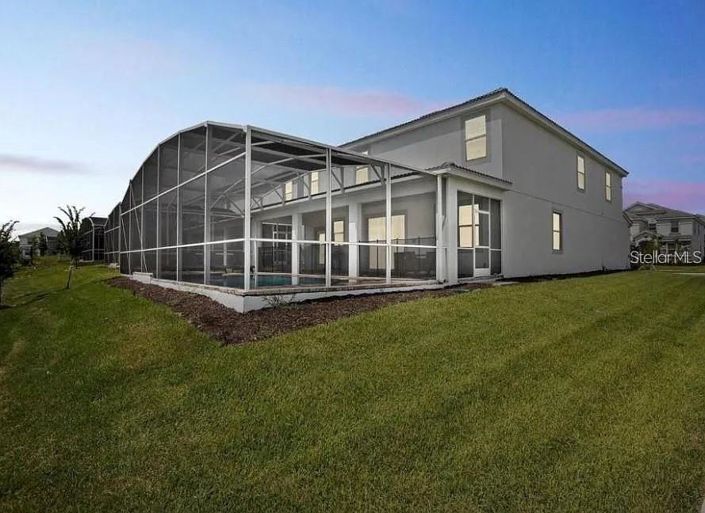 Image No.24-8 Bed House for sale