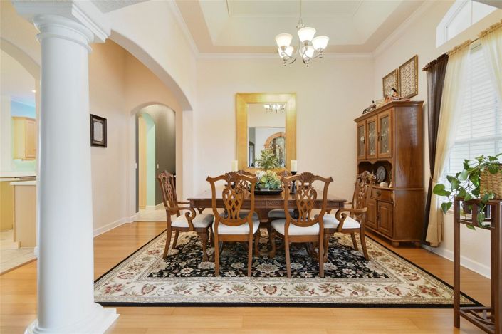 Image No.6-4 Bed House for sale