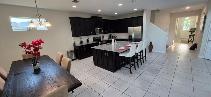 Image No.16-6 Bed House for sale