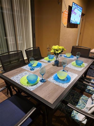 Image No.6-6 Bed House for sale