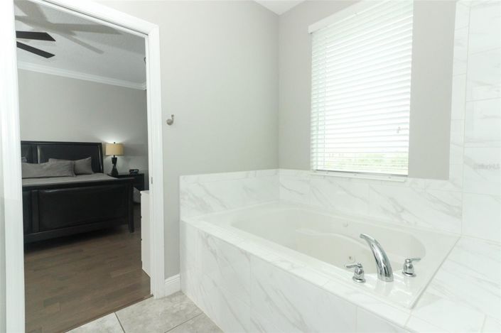 Image No.41-4 Bed House for sale