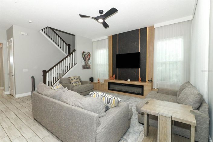 Image No.7-4 Bed House for sale