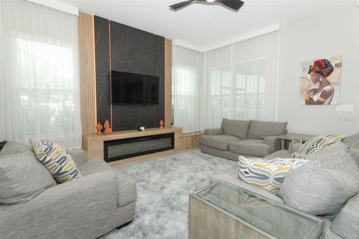 Image No.9-4 Bed House for sale