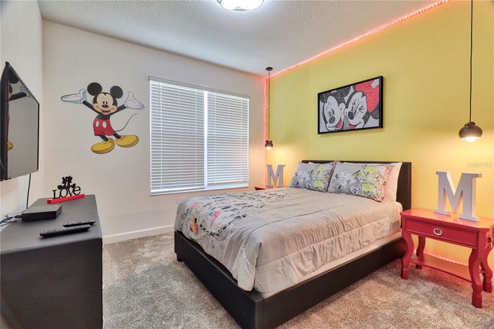 Image No.17-5 Bed House for sale