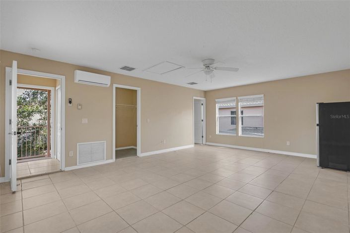 Image No.11-4 Bed House for sale