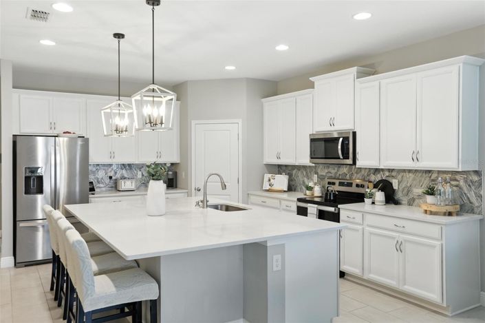 Image No.7-4 Bed House for sale