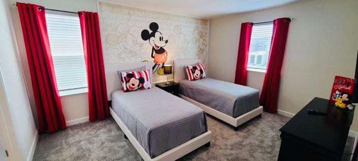 Image No.24-7 Bed House for sale