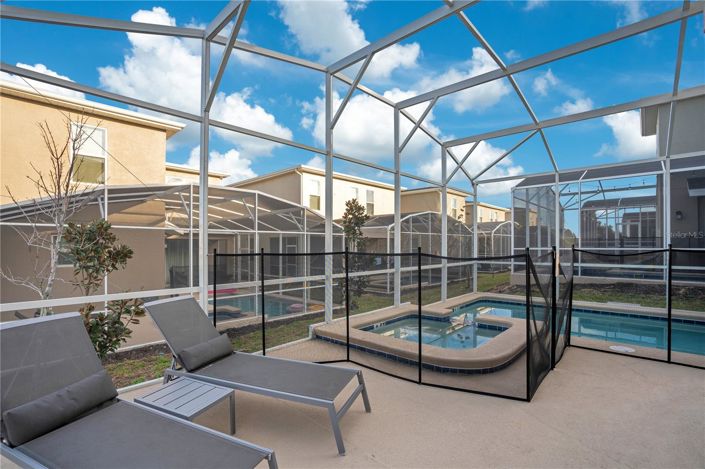 Image No.23-5 Bed House for sale