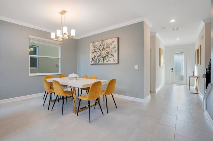 Image No.5-5 Bed House for sale