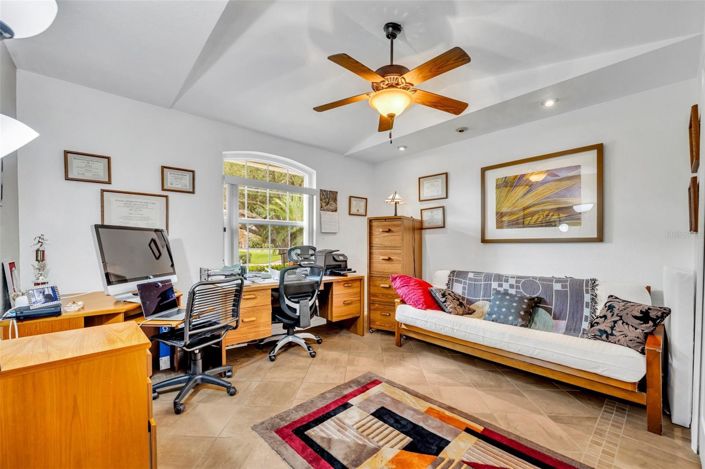 Image No.23-4 Bed House for sale