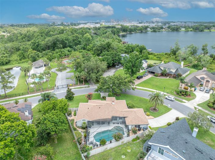 Image No.32-4 Bed House for sale