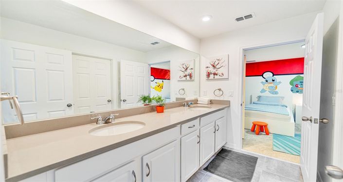 Image No.17-7 Bed House for sale