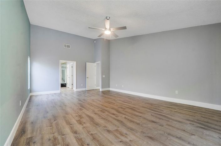 Image No.13-4 Bed House for sale