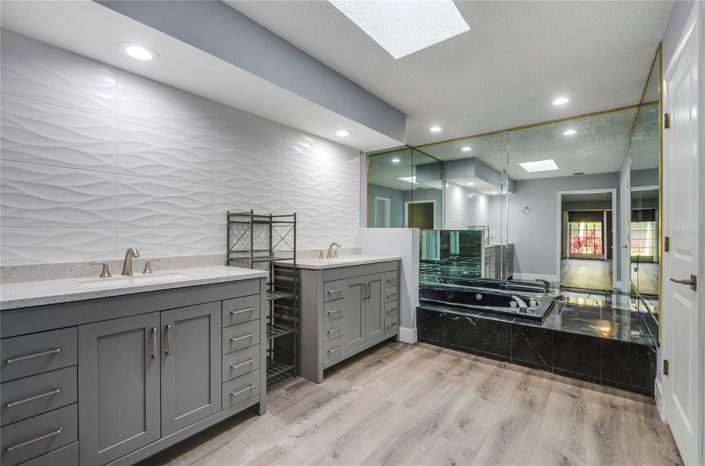 Image No.15-4 Bed House for sale