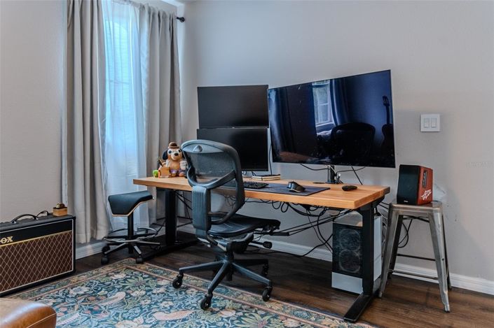 Image No.26-4 Bed House for sale