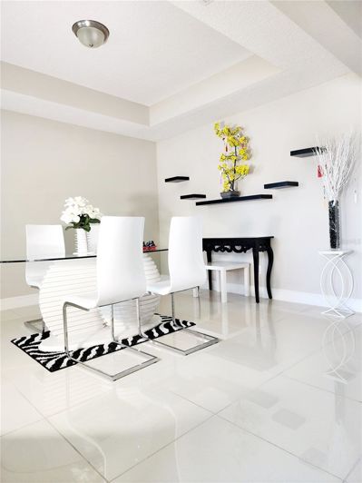 Image No.20-5 Bed House for sale