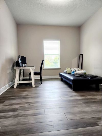 Image No.40-5 Bed House for sale