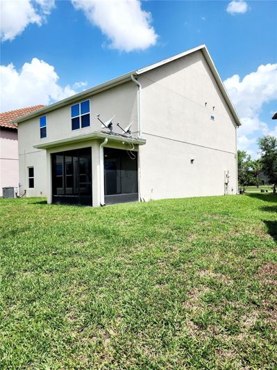 Image No.8-5 Bed House for sale