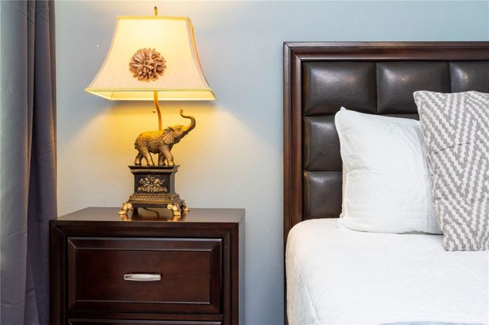 Image No.27-6 Bed House for sale