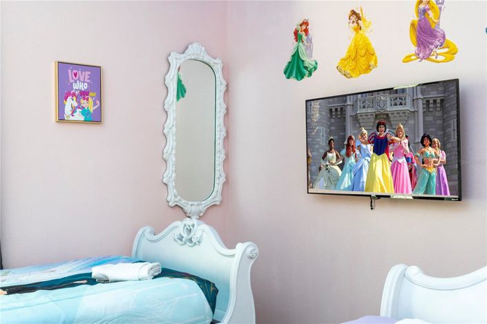 Image No.45-6 Bed House for sale