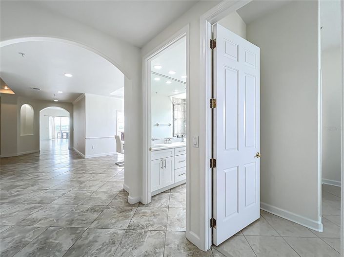 Image No.64-3 Bed Apartment for sale