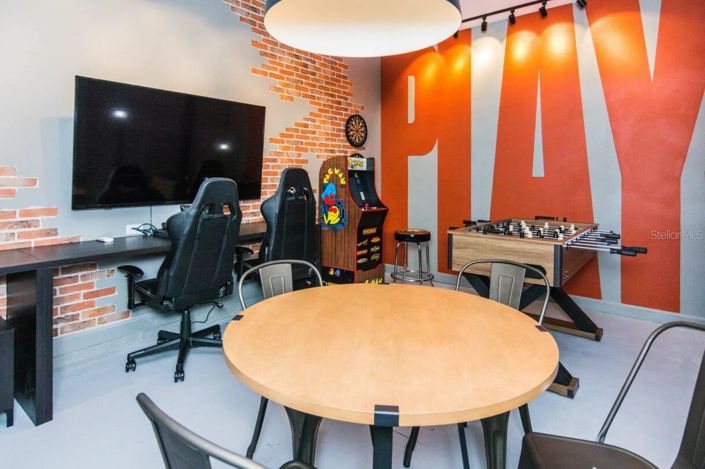 Image No.27-6 Bed House for sale