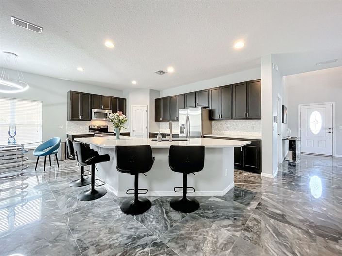 Image No.11-4 Bed House for sale