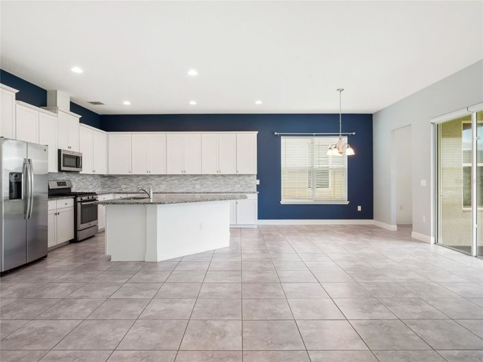 Image No.3-4 Bed House for sale