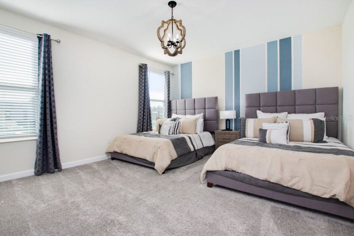 Image No.26-6 Bed House for sale