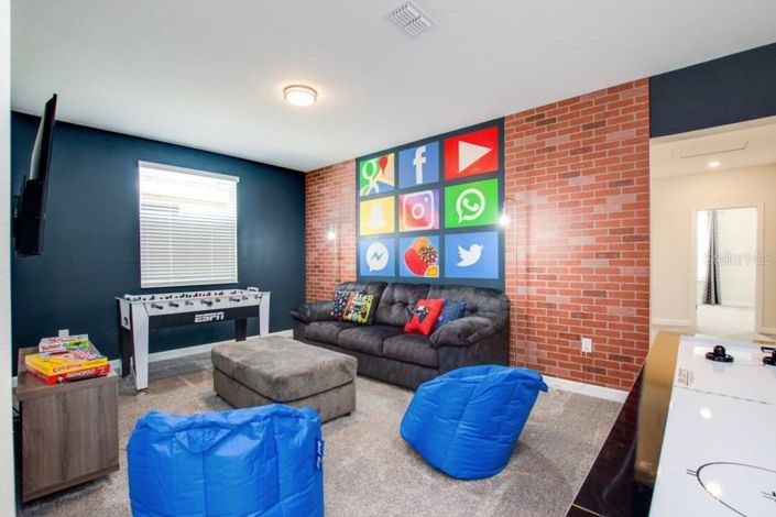 Image No.41-6 Bed House for sale