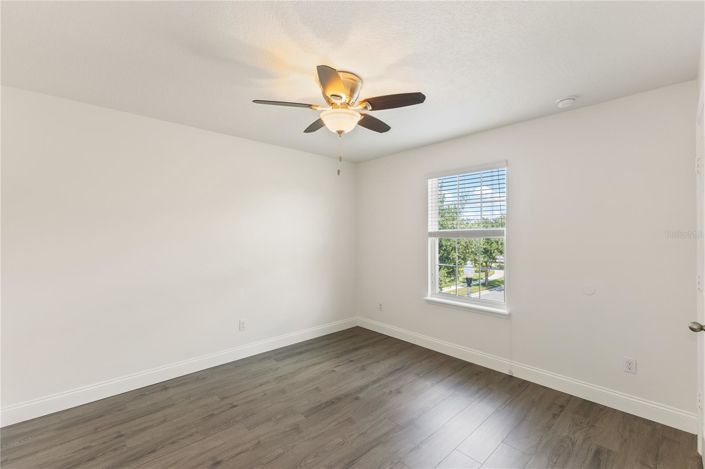 Image No.21-4 Bed House for sale