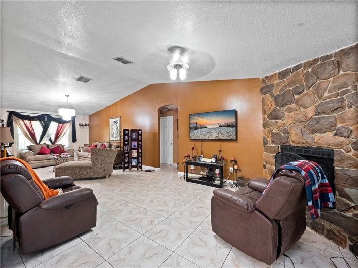 Image No.5-3 Bed House for sale