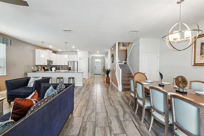 Image No.17-8 Bed House for sale