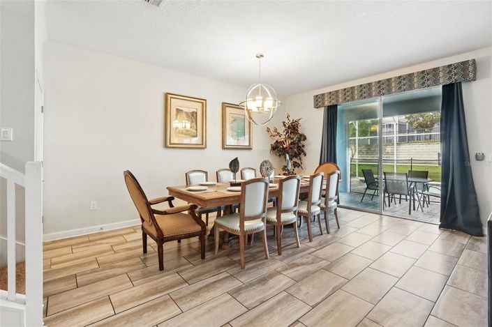 Image No.19-8 Bed House for sale