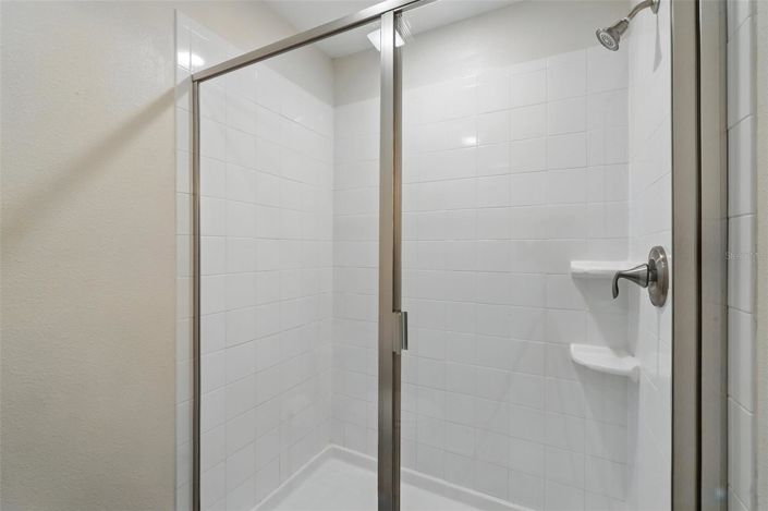 Image No.35-8 Bed House for sale