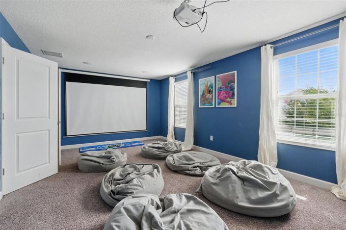 Image No.40-8 Bed House for sale