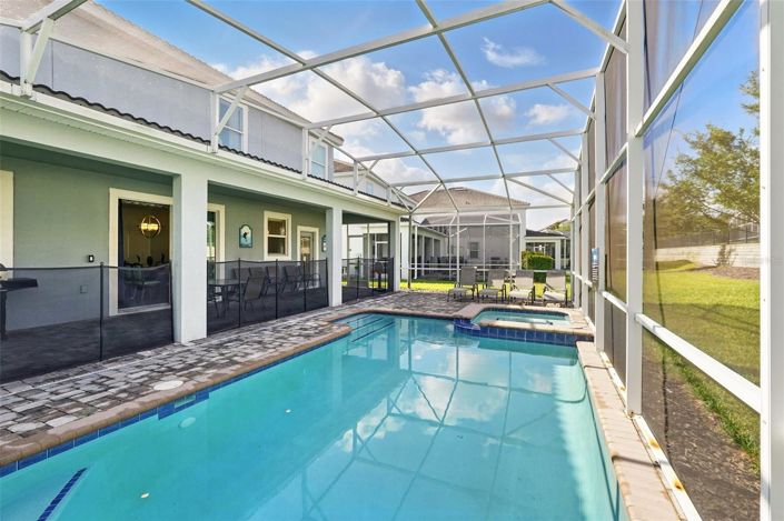 Image No.53-8 Bed House for sale