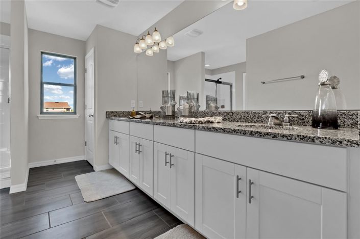 Image No.10-4 Bed House for sale